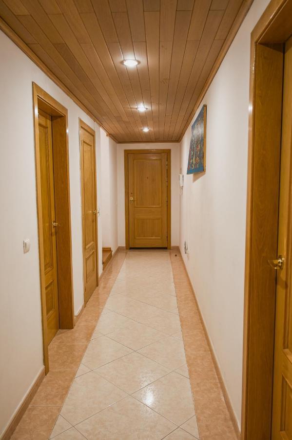 Wakeup Triplex House Hostel ฟารู ภายนอก รูปภาพ