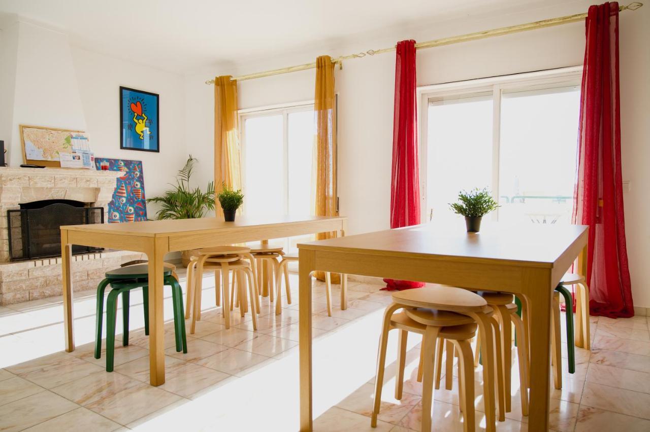 Wakeup Triplex House Hostel ฟารู ภายนอก รูปภาพ
