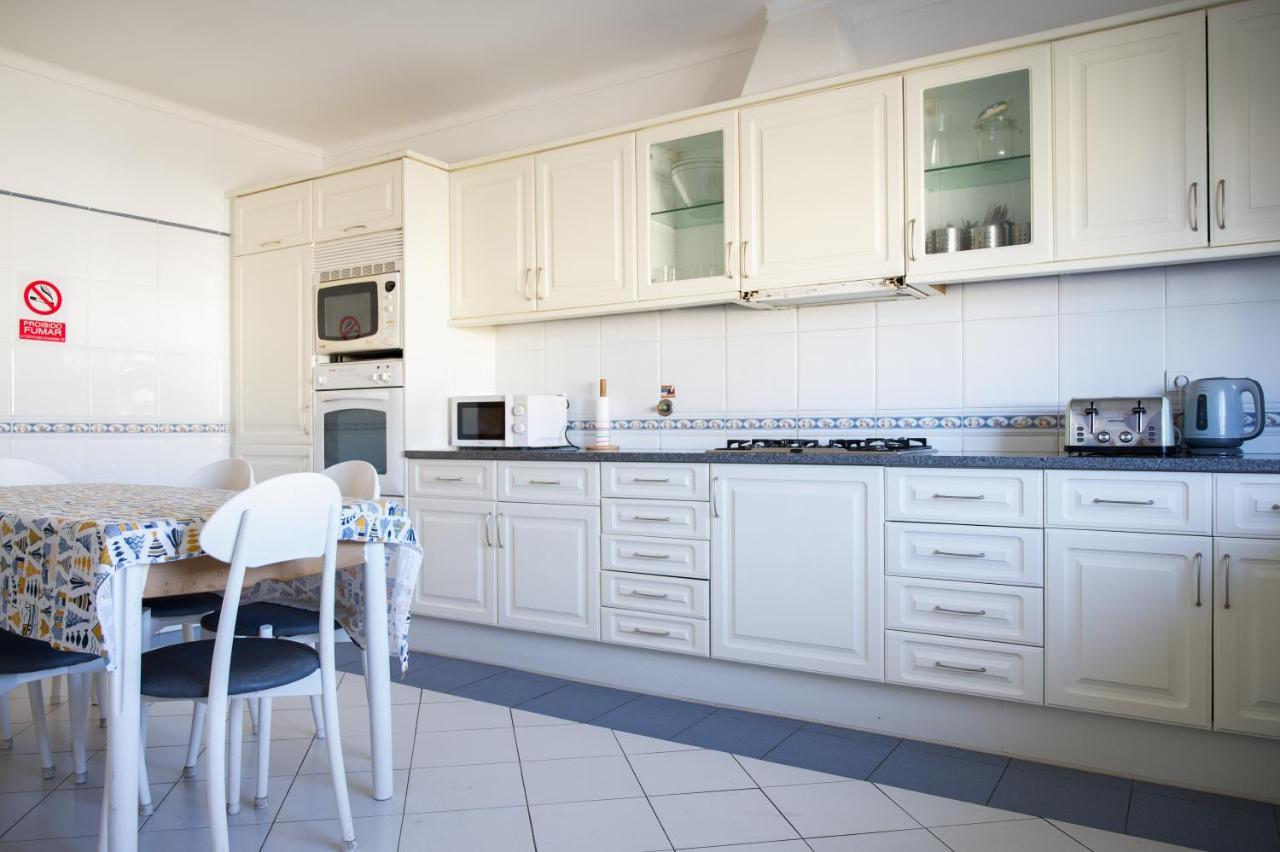Wakeup Triplex House Hostel ฟารู ภายนอก รูปภาพ