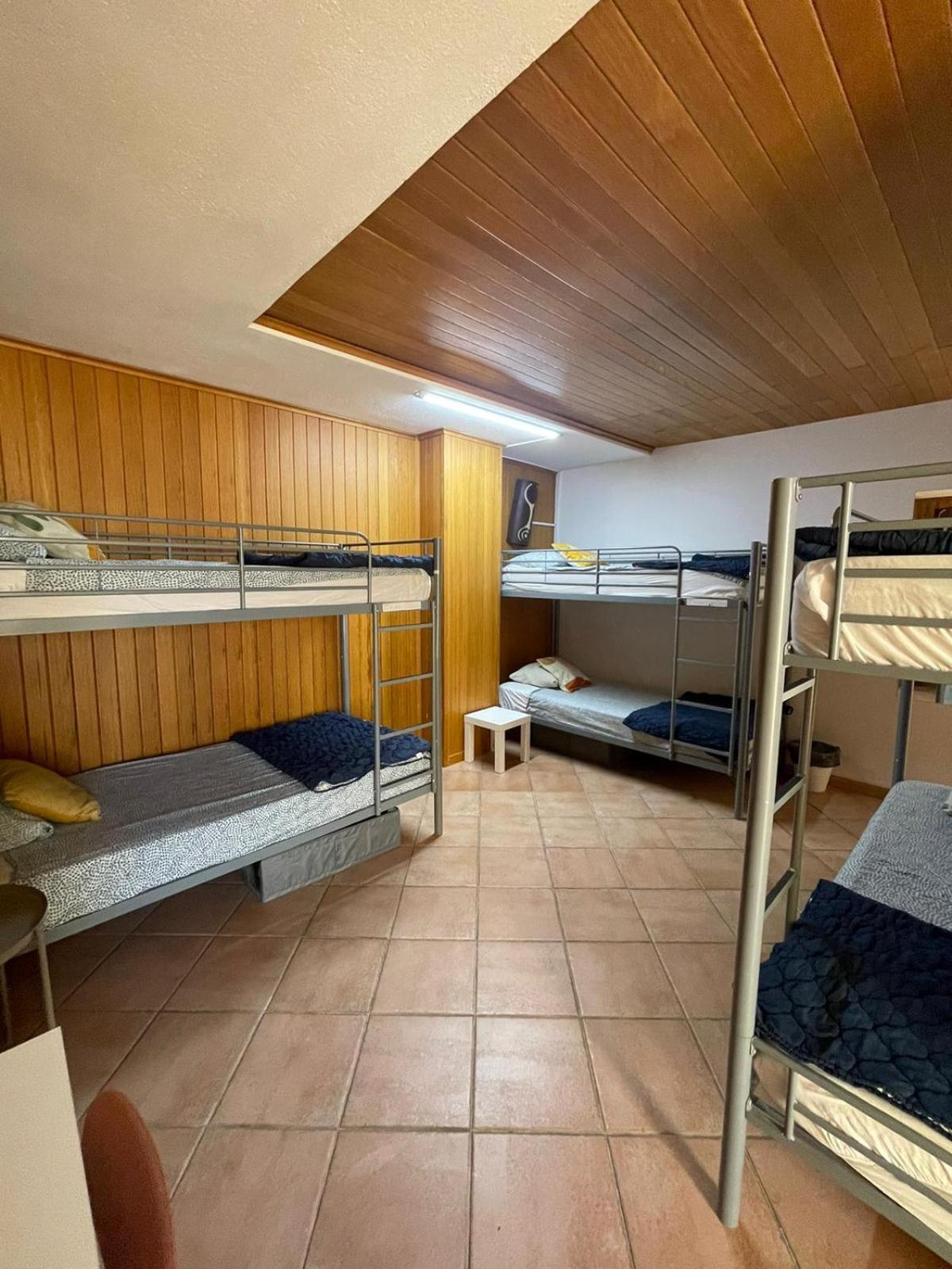 Wakeup Triplex House Hostel ฟารู ภายนอก รูปภาพ